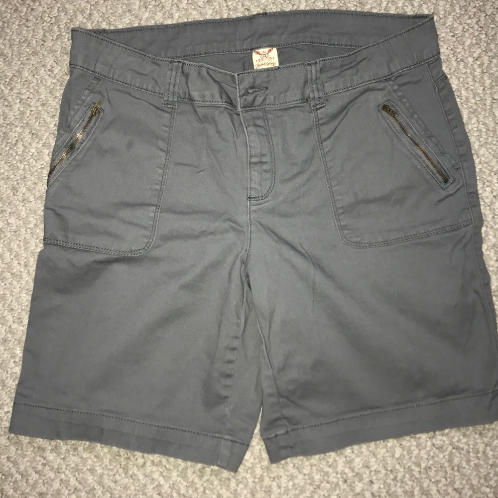 5/$30 Gray Shorts